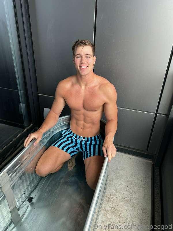 Couple more days and I’ll be back home in Canada… one thing ..