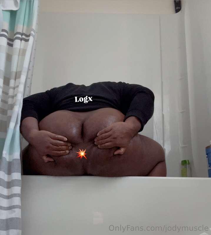 Who eating hole for the holiday? 