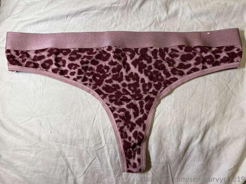 sexycurvychic19 image #16