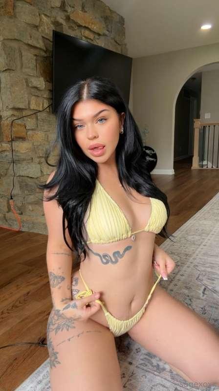 slut me out please 