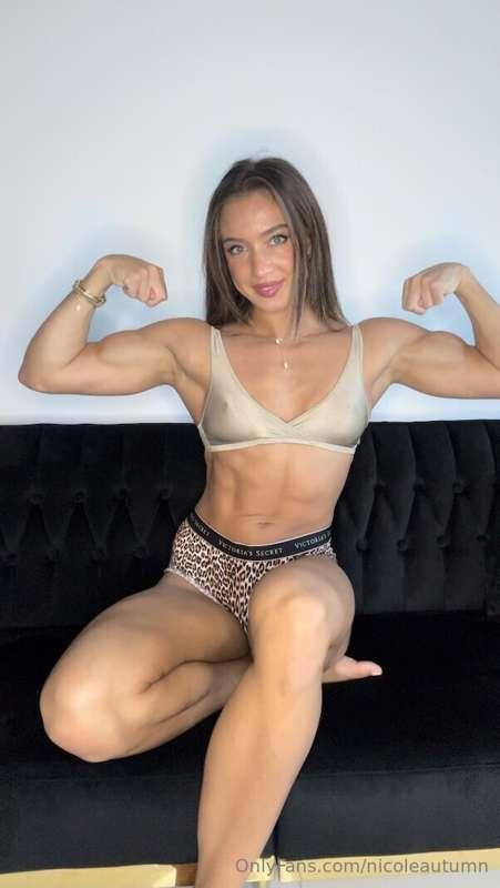 nicoleautumn image #3
