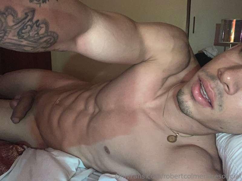 😈
@robertcolmenaresoficial