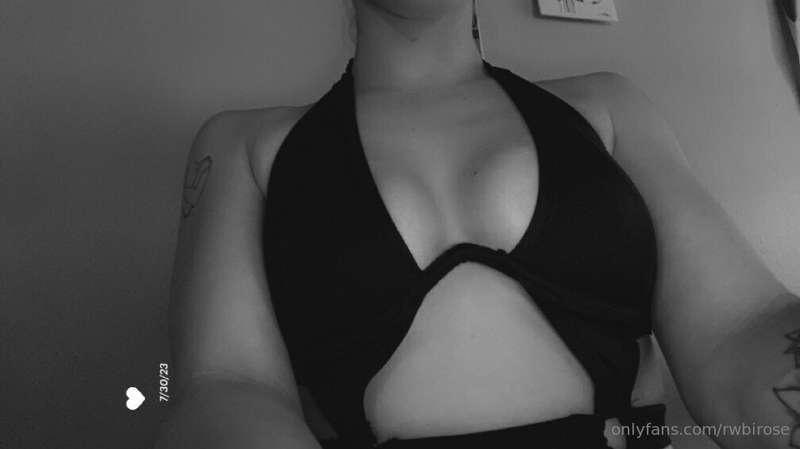 are you getting my dm’s? 🥹