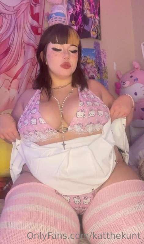Get enough fruit in your diet? Want to taste my melons?🍈
