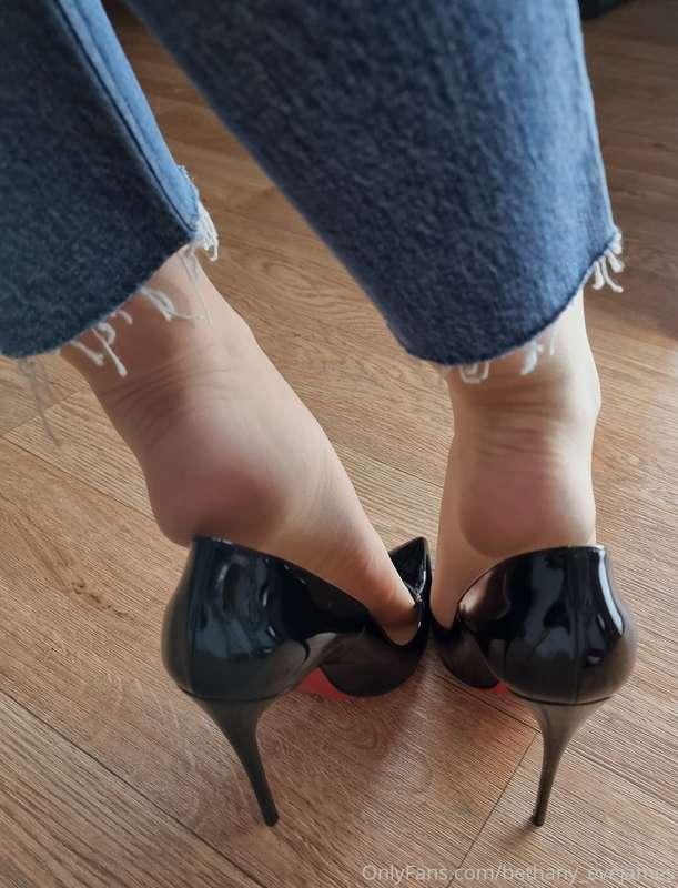 bethany_evejames image #0