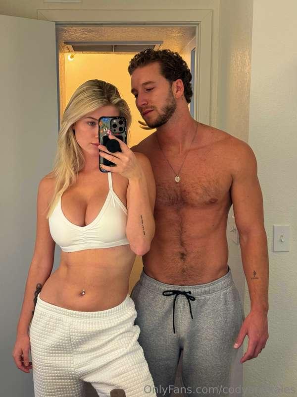 Mom & Dad just check in 😊🤍 We hope everyone’s having a great..