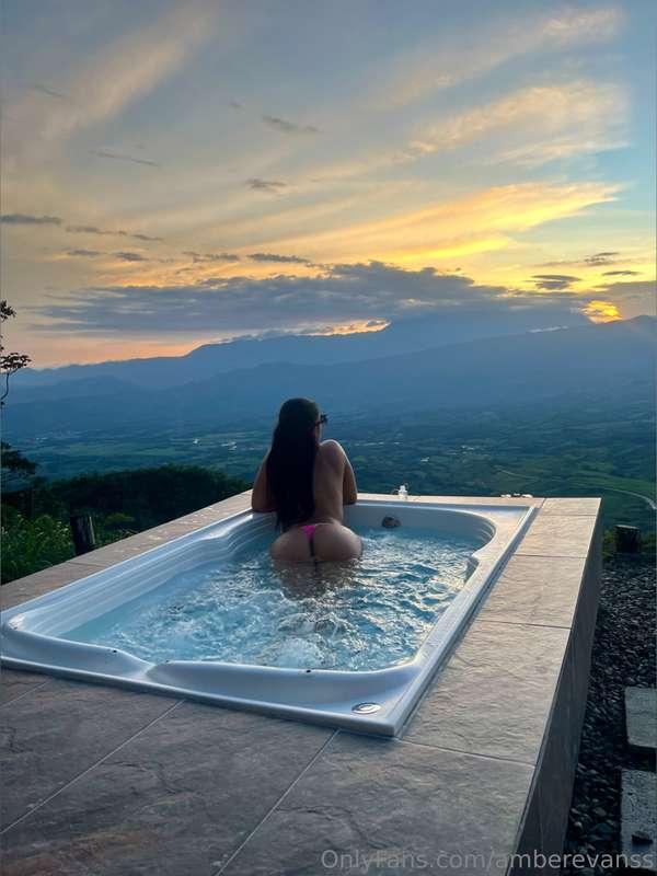 A beautiful peach 🍑 awaits pollination♥️