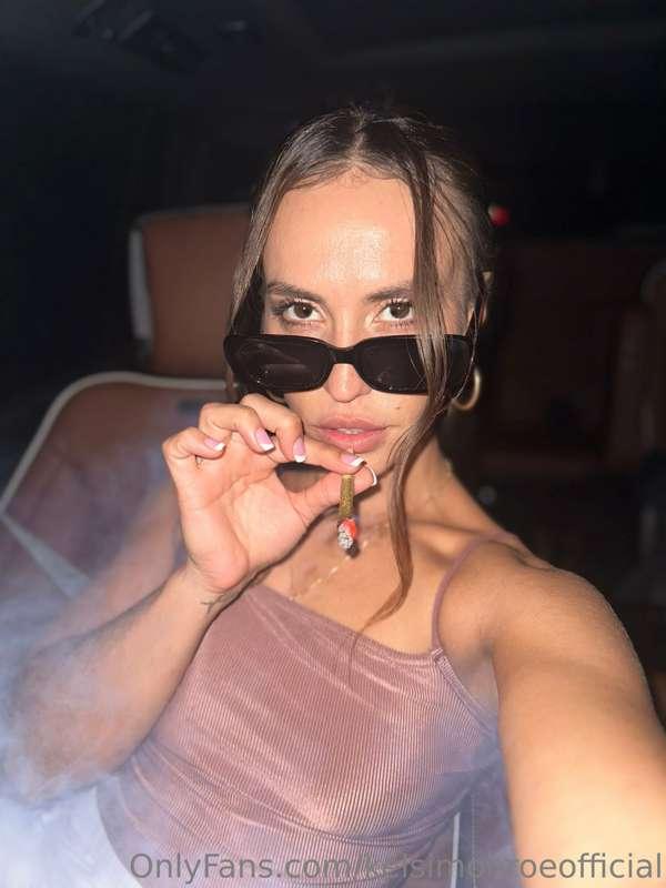kelsimonroeofficial image #2