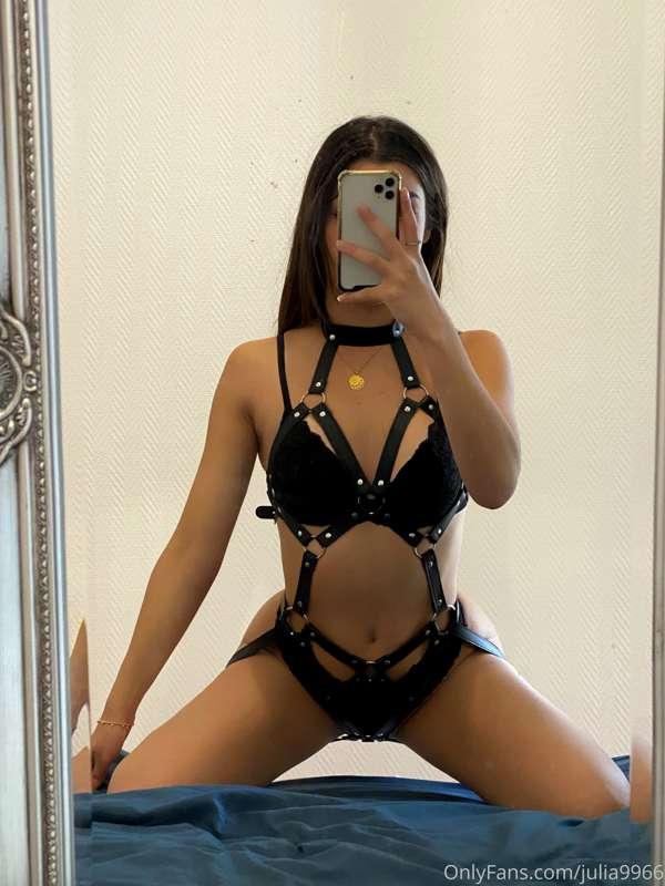 Your favorite whore🖤