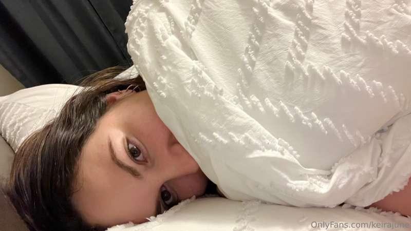 Get into bed with me? 😍