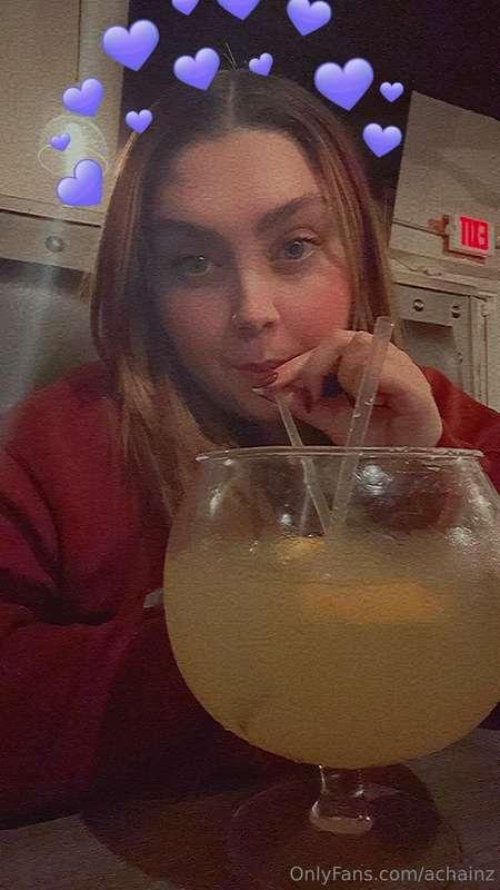 margaritas make me feel spicy 🍹😏