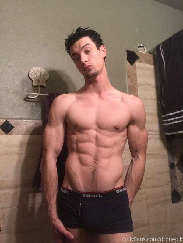 I always get so horny after a work out😏;) sweet dreams every..