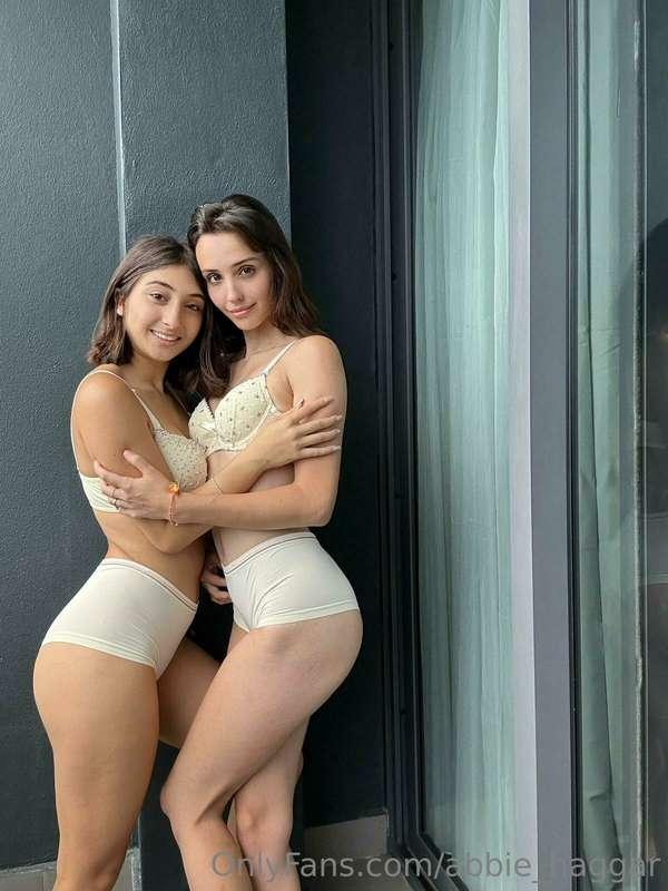 Twinning hehee check my latest video of us hehe you can see ..