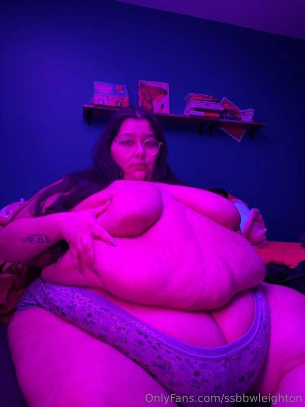 ssbbwleighton image #0