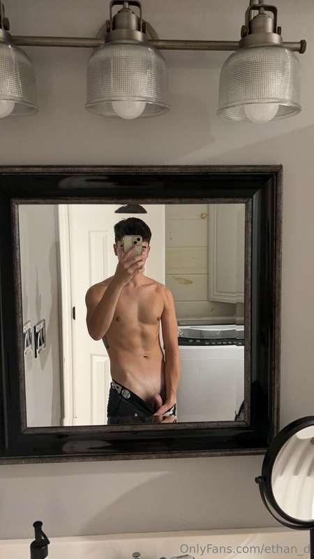 Buying new underwear and sex toys, Tip below to help me out ..