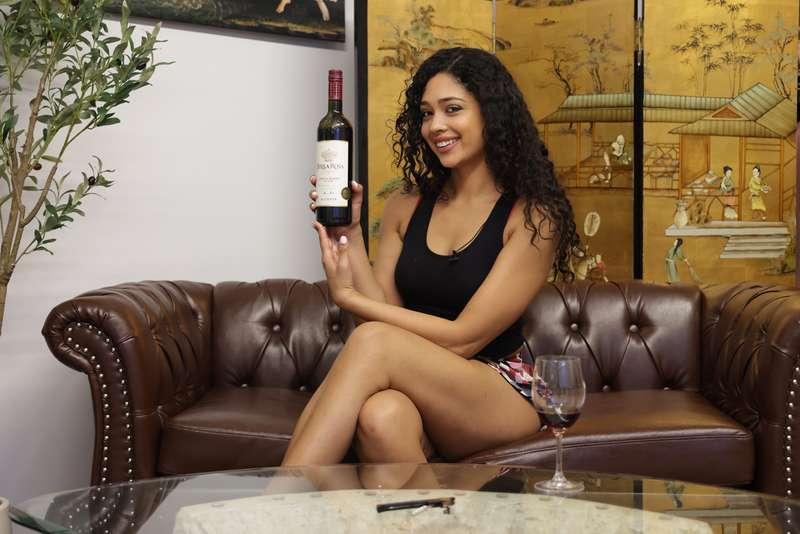 Happy Wine Down Wednesday!Grab a glass and together let’s en..