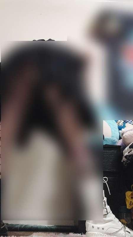 🎁 The gothy birthday bundle is now for sale!! 

This bundle contains a 5 min "puppy play" video showing off my tail, ears, booty &amp; tits and 20 lewd pics!
This is one of my only bundles that contains half of my face in it! Dont my eyes look cute 🤭 

All whilst wearing a new gothy skirt, a gothy top, fishnets, white panties, puppy ears &amp; a kawaii face mask!

✨ This bundle &amp; message will disappear on the 30th of june at 23:59 BST and will NEVER be sold or posted again!! 

#puppyplay #petplay #tail #buttplug #anal #smalltits #teasing #mask #glasses #dyedhair #tattoo #fishnet #panties #ppv #bundle #limited
