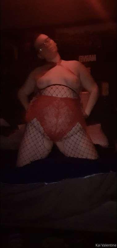 Alexa, play girl in red.