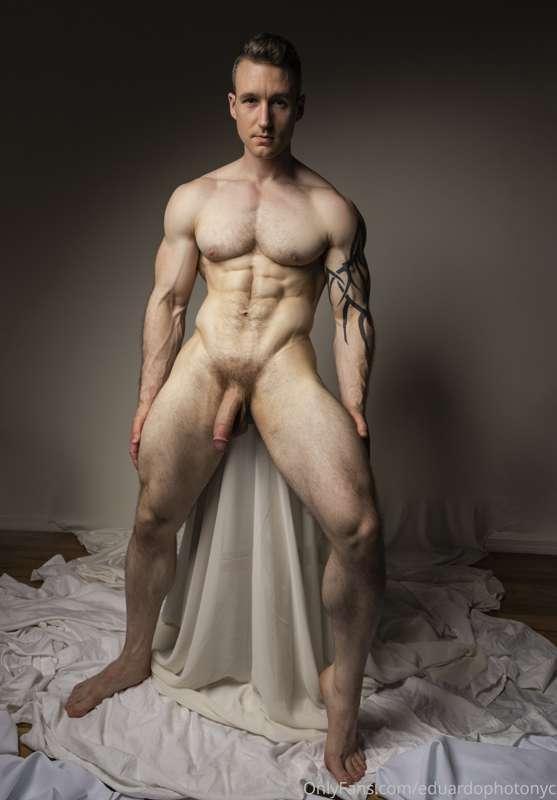 @aesthetic-hypertrophy by me