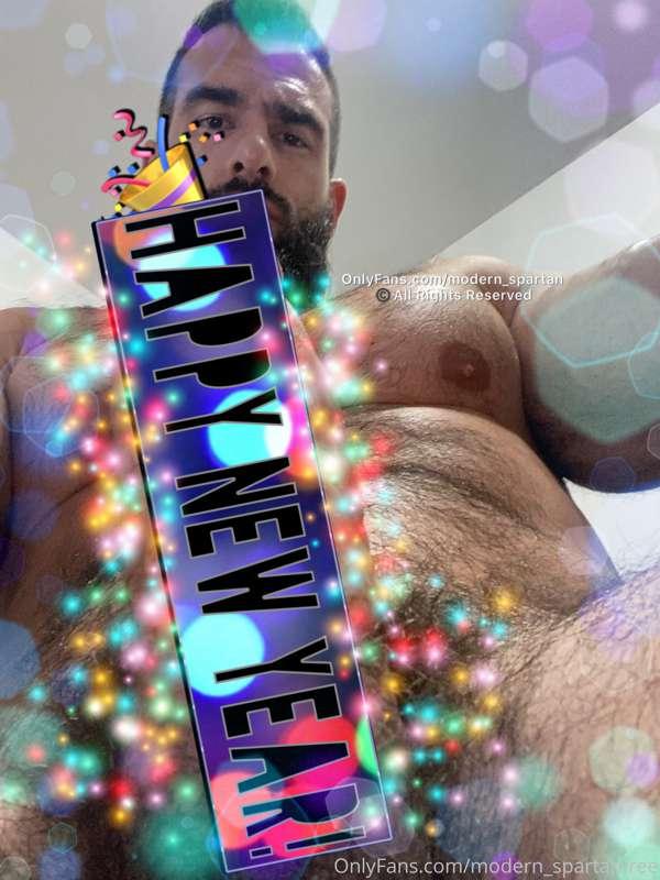 Happy New Year! 🎉🍆  

Subscribe now👉 @modern_spartan for ins..