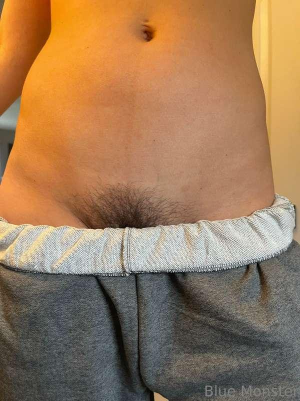Anyone interested in a hairy pussy today?