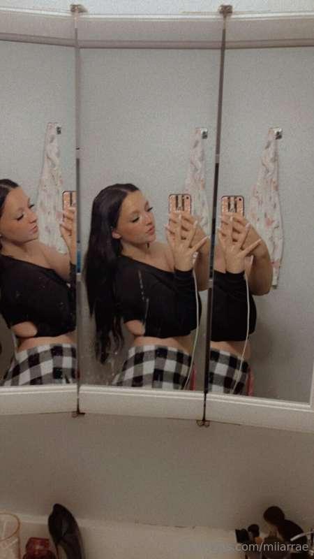 💋