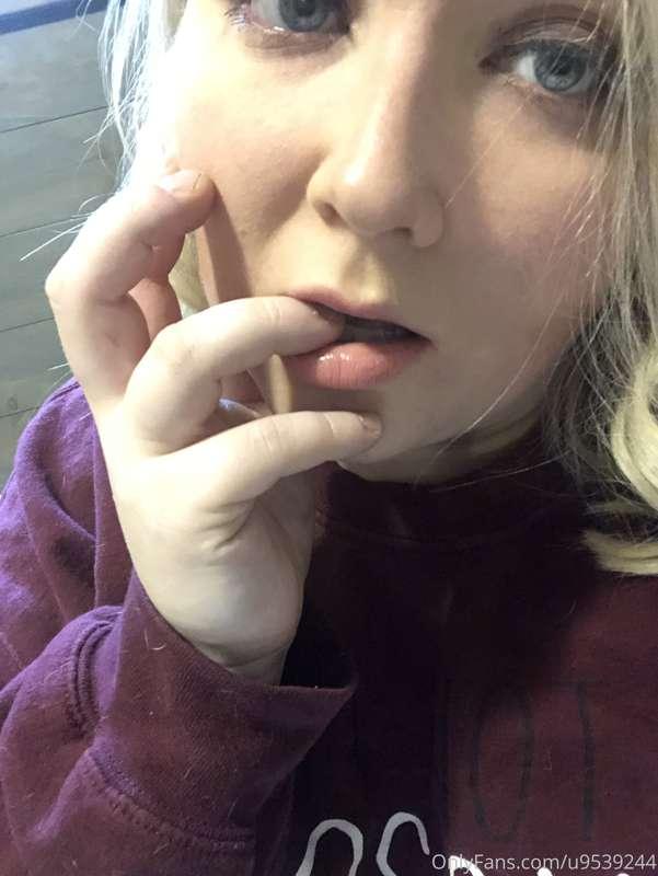 Tease photos available 😘