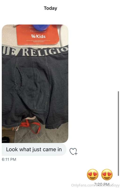 Best feeling when I see people receive my sweaty underwear t..
