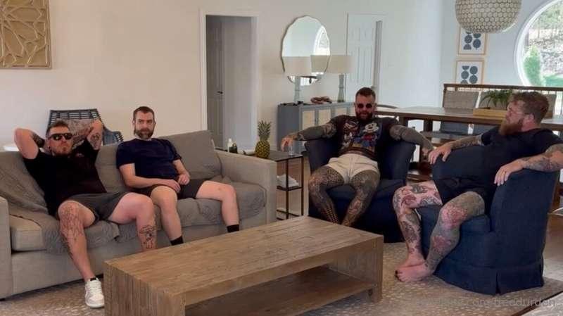 8 PEOPLE FULL BI ORGY 🌈 😈This is the biggest fully bisexual ..