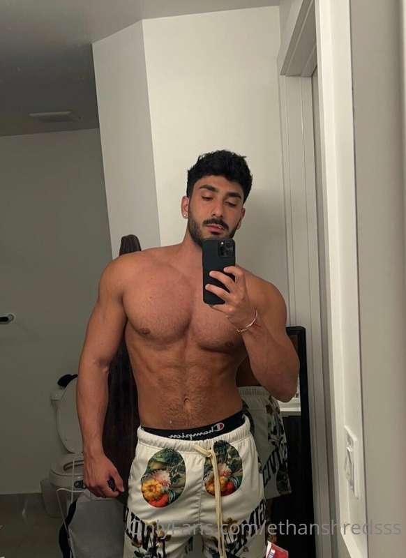 Hair or shaved?