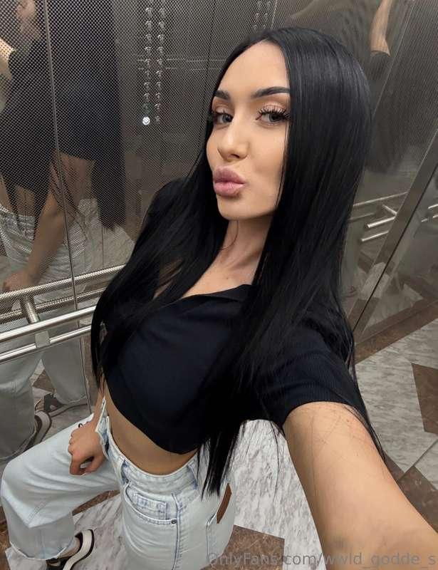 When will they start paying for my elevator photos already? ..