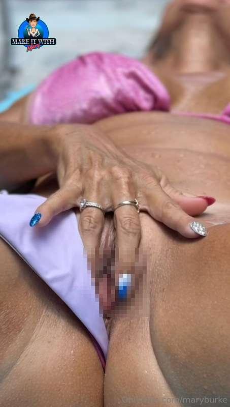 Had to touch myself while in the sun. @themaryburke 