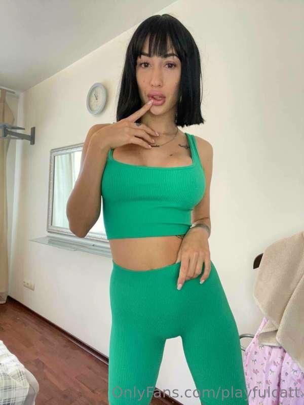 I've shown you this wig before, do you like it when I'm wear..