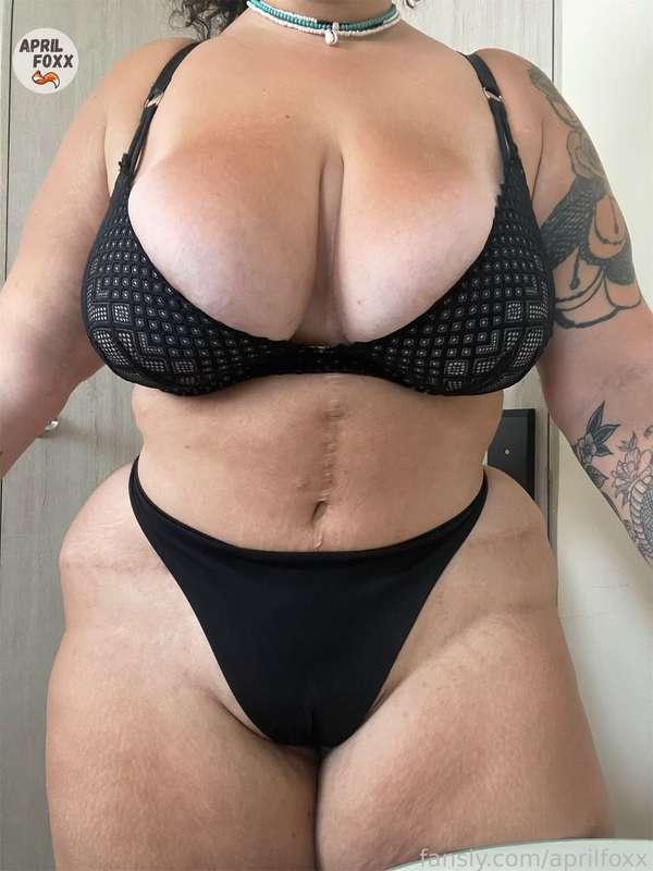 am I your ideal body type?

#custom #squirt #sexy #pussy #dildo #bigass #outdoor #fetish #blowjobs
