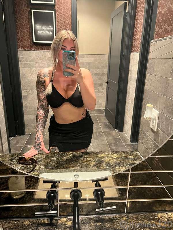 Are you bending me over the counter or throwing me in bed?😈
