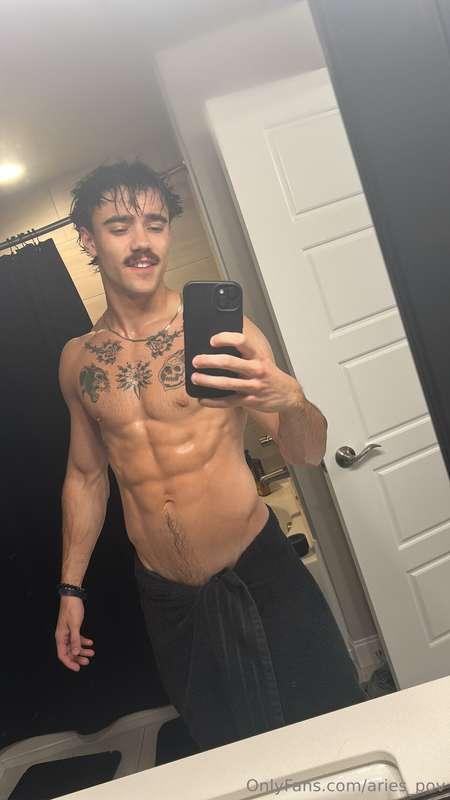 Undressed the alpha way 💪