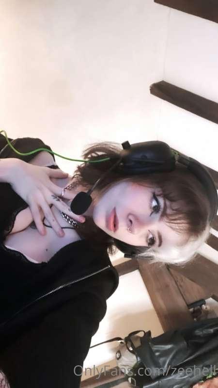 zeehell main image