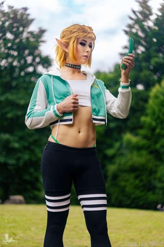 shiriallwood image #6