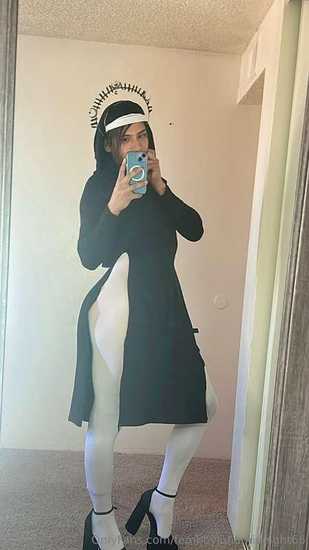 femboyfatpeach image #2