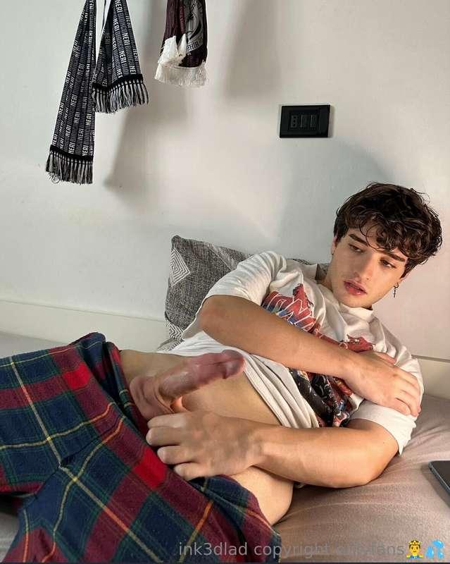 https://onlyfans.com/connorbianco
Check out Connor 🌶️