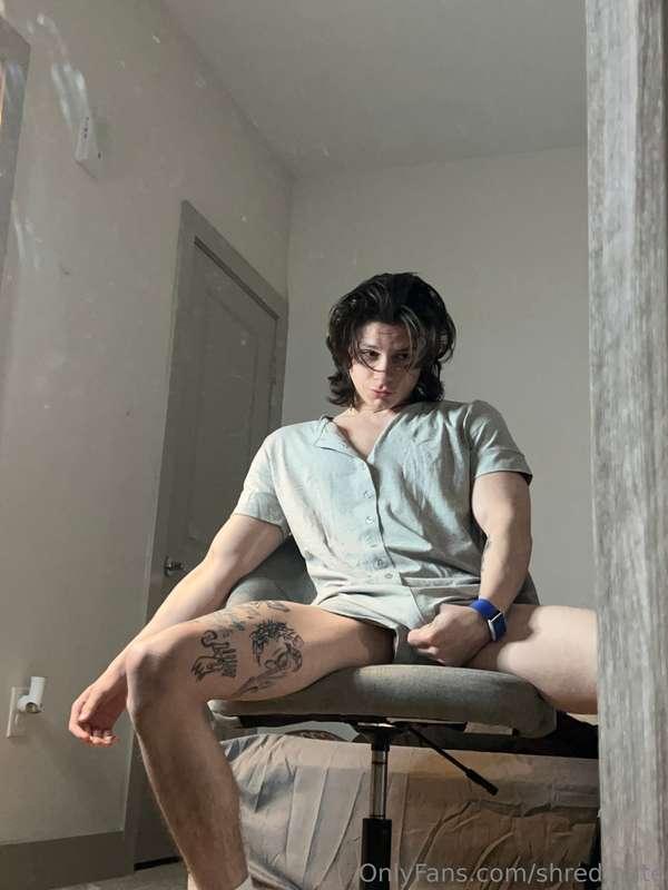 I can barely grip it 😅