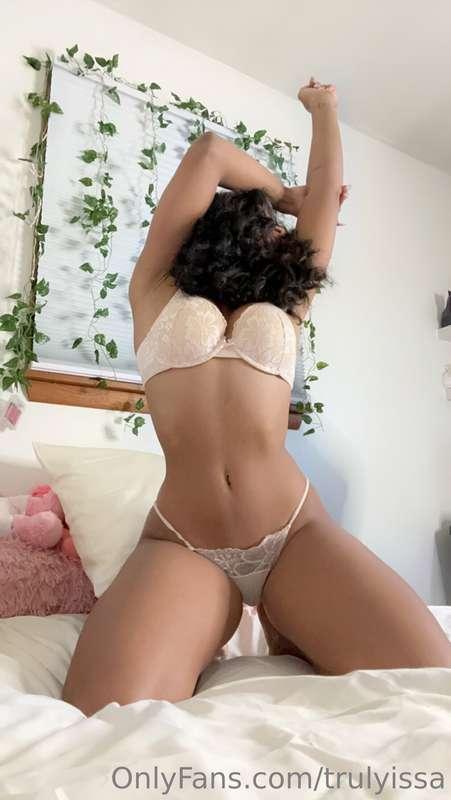 trulyissa image #1