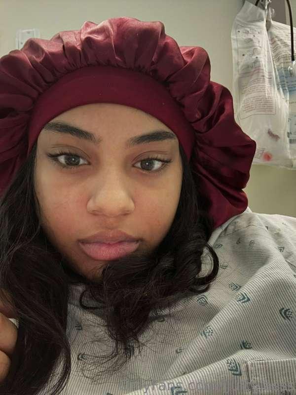 hey loves, i was discharged from the hospital yesterday i fe..