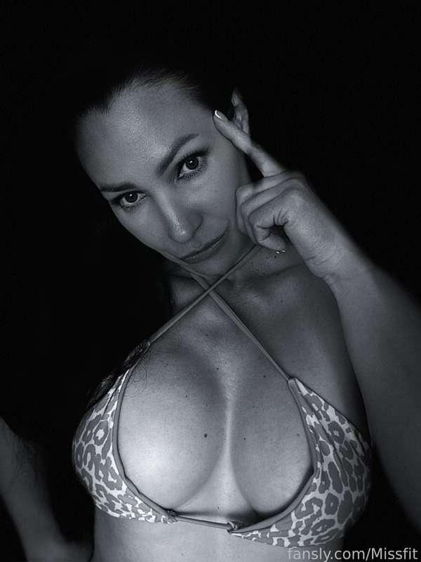 sweet-peach image #0