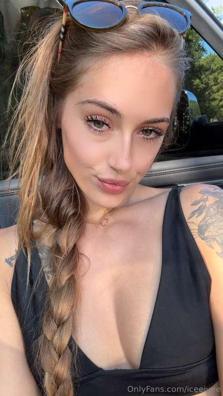 Live at 10 am est this morning ☀️❤️