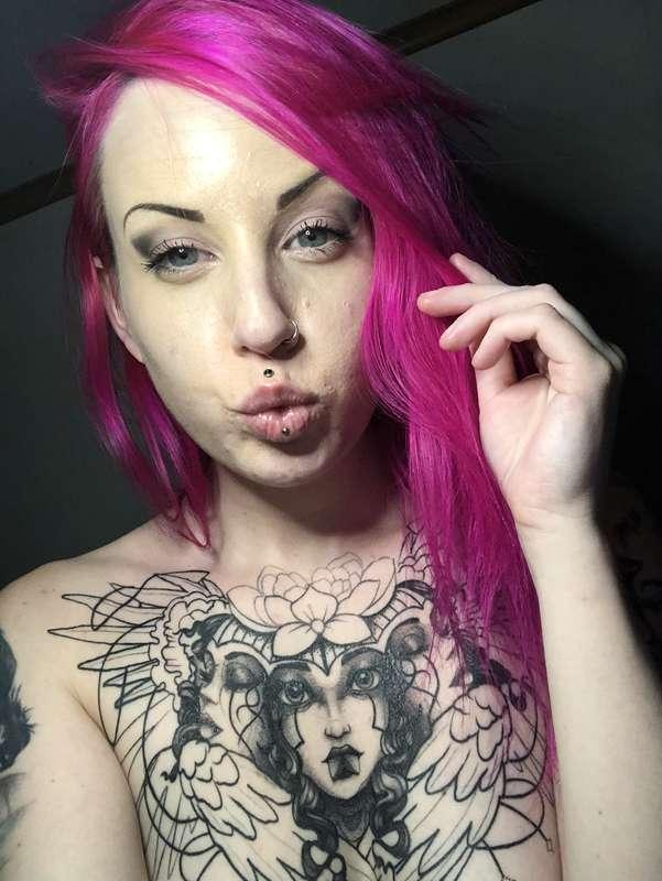 ladylazarusfree image #0