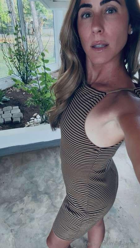 Let me be your dinner date? 💜