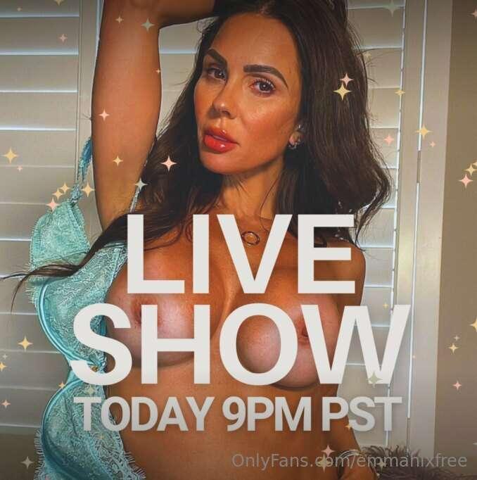 MILF & HOTWIFE @kirsten_price is going live tonight at 9pm p..