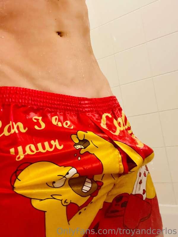 Top or Button 🍆💦🍑? 😜