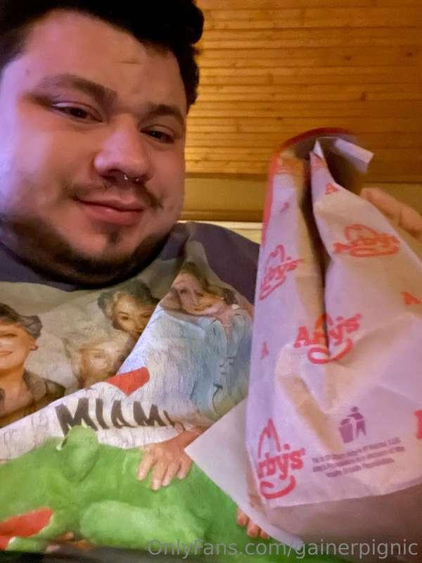 First time trying Arby’s and it was a a fun experience, got ..